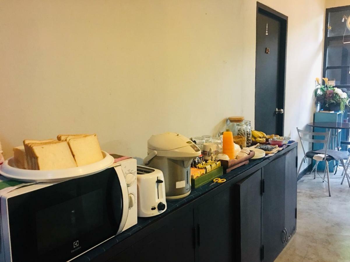 Baan 89 Hostel Bangkok Eksteriør bilde